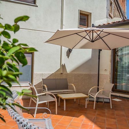 B&B Cortile Aurora Bronte Exteriör bild